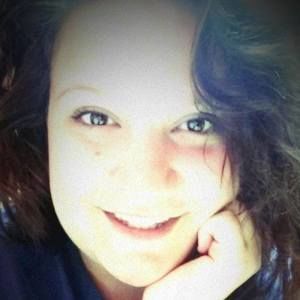 Meet your Posher, Courtney